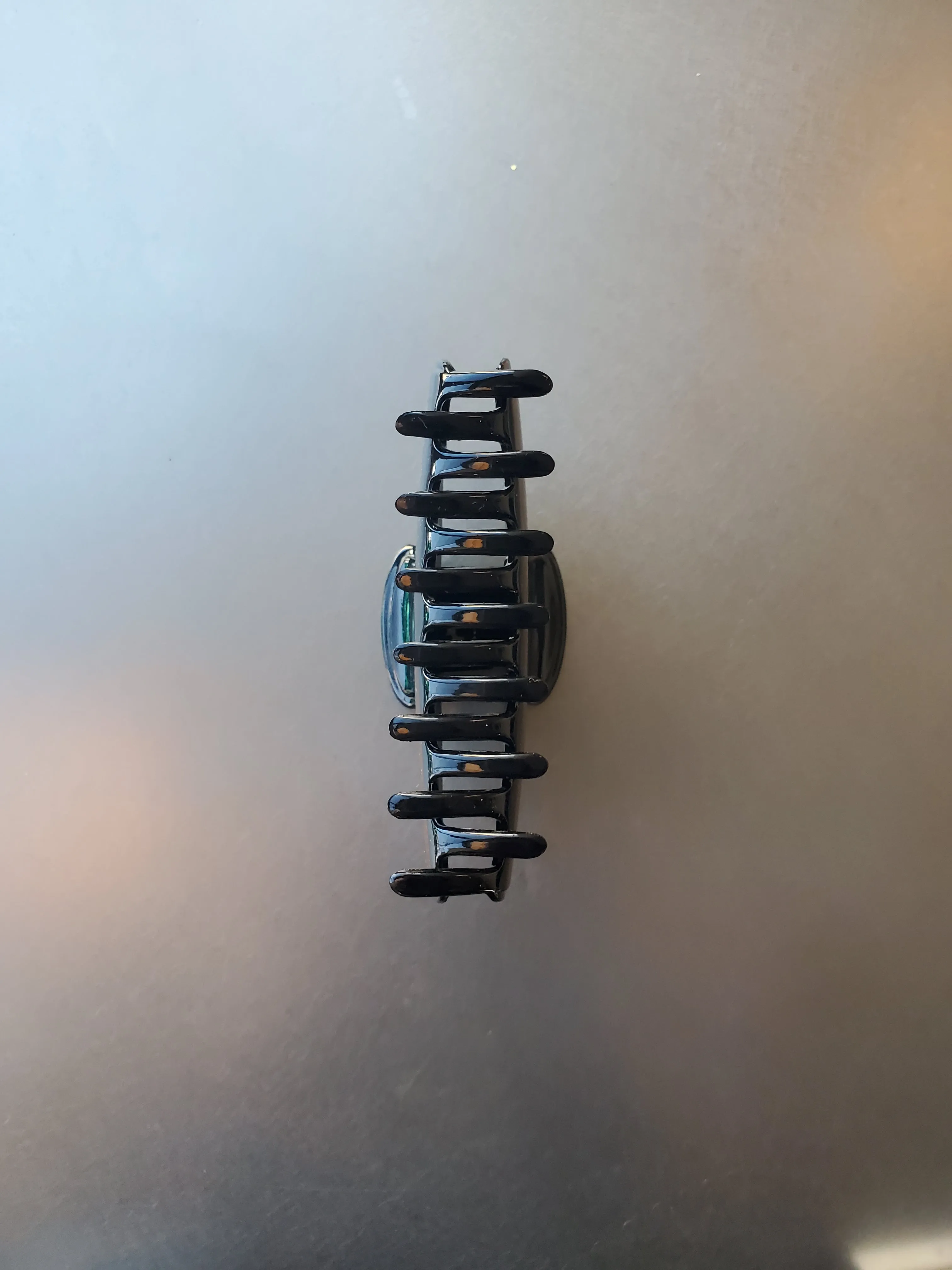 French Hair Claw - Black sold by NOMIA product image thumbnail 2