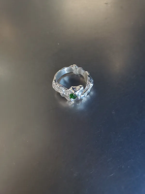 Chnita - Pinky Ring made by NOMIA