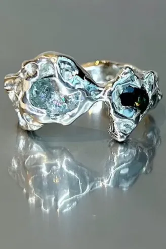 Chnita - Nube Ring sold by NOMIA