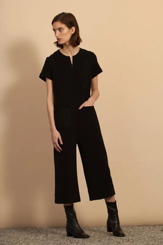 SS Cropped Jumpsuit - Black made by NOMIA