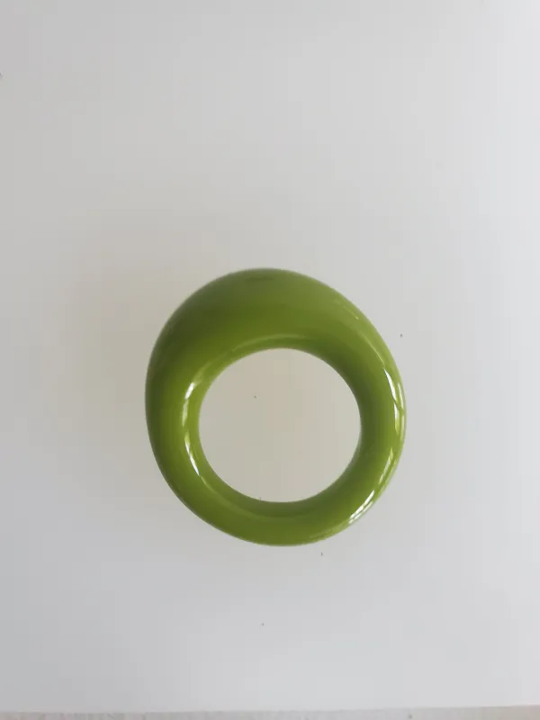 KEANE  - Glass Ring / Avocado Green made by NOMIA