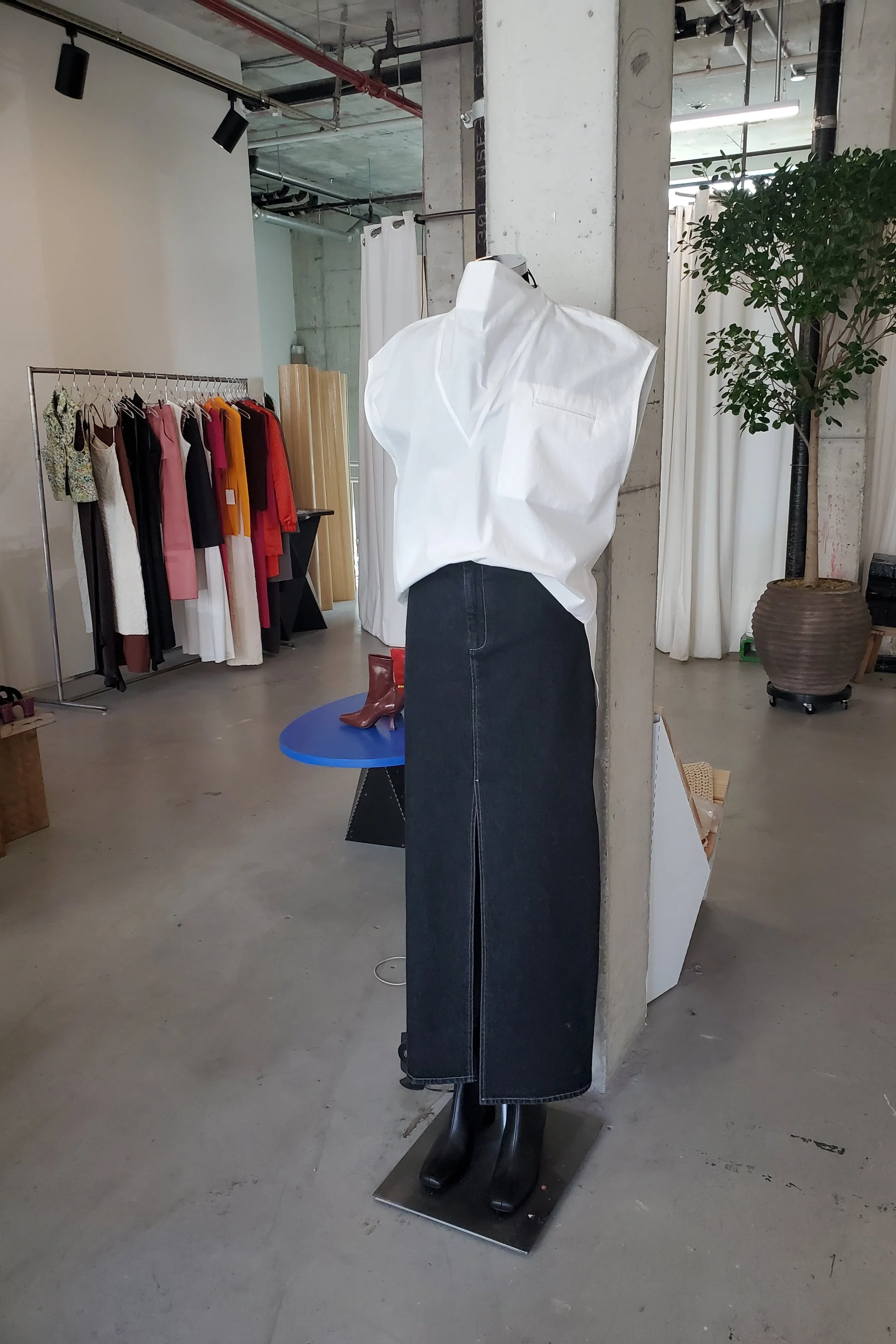 Sleeveless Anorak Top - Chalk sold by NOMIA