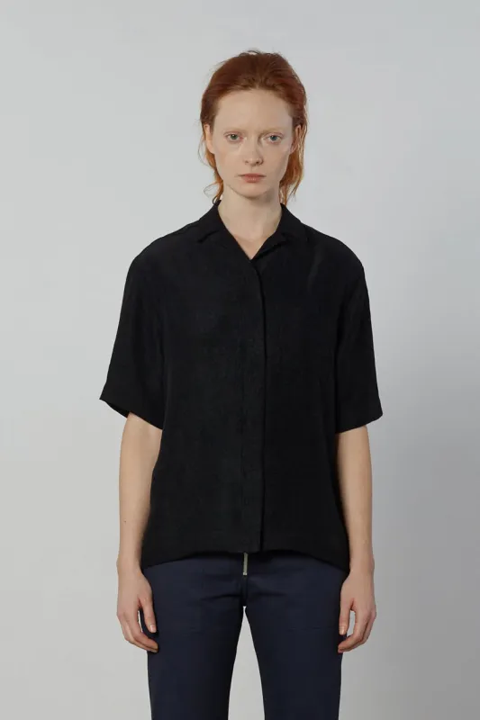 Short Sleeve Hidden Packet Shirt - Black made by NOMIA
