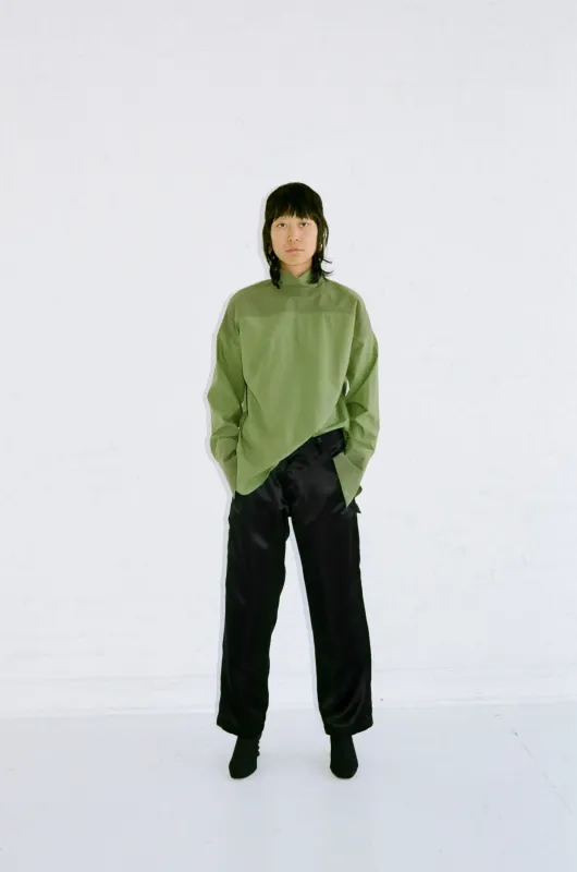 OVERSIZE MOCKNECK SHIRT - KHAKI / BOTTLE GREEN made by NOMIA