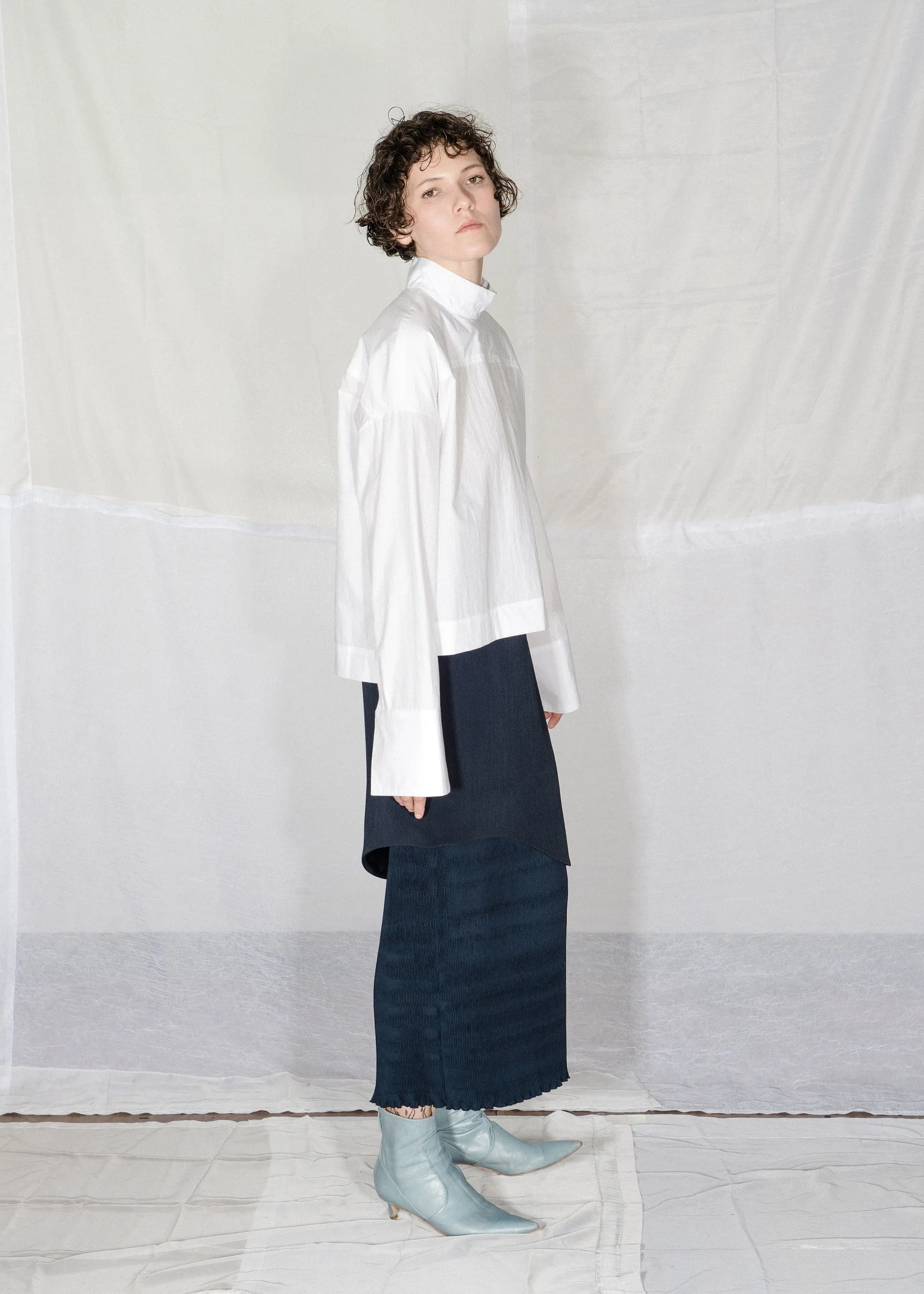 Oversize Mockneck Shirt - White sold by NOMIA product image thumbnail 3