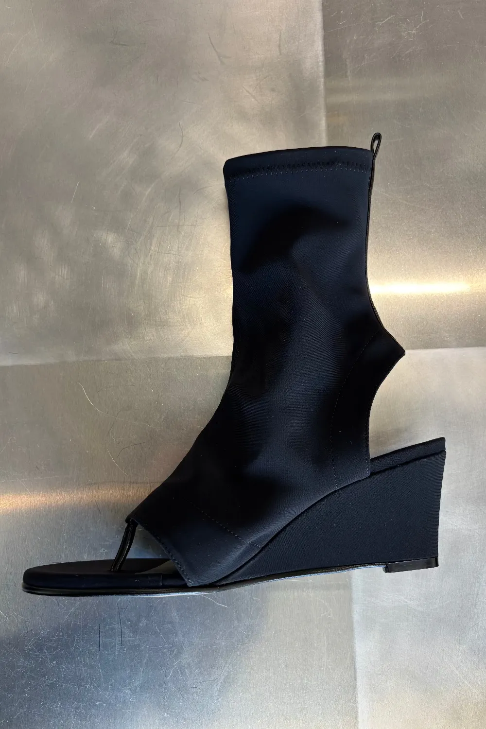 Manu Thong Boot sold by NOMIA product image thumbnail 2