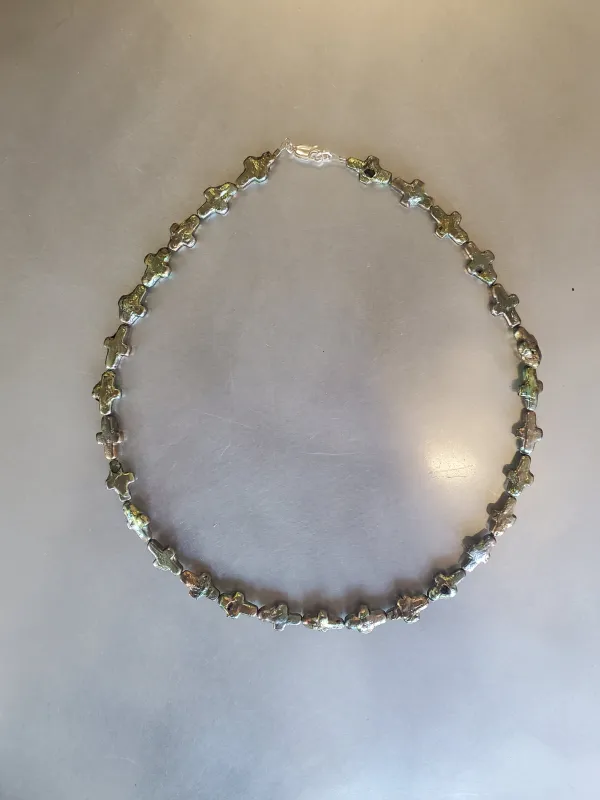 Freshwater Cross Pearl Choker made by NOMIA