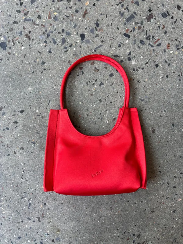 Kokyo Trapecio Bag - Red made by NOMIA