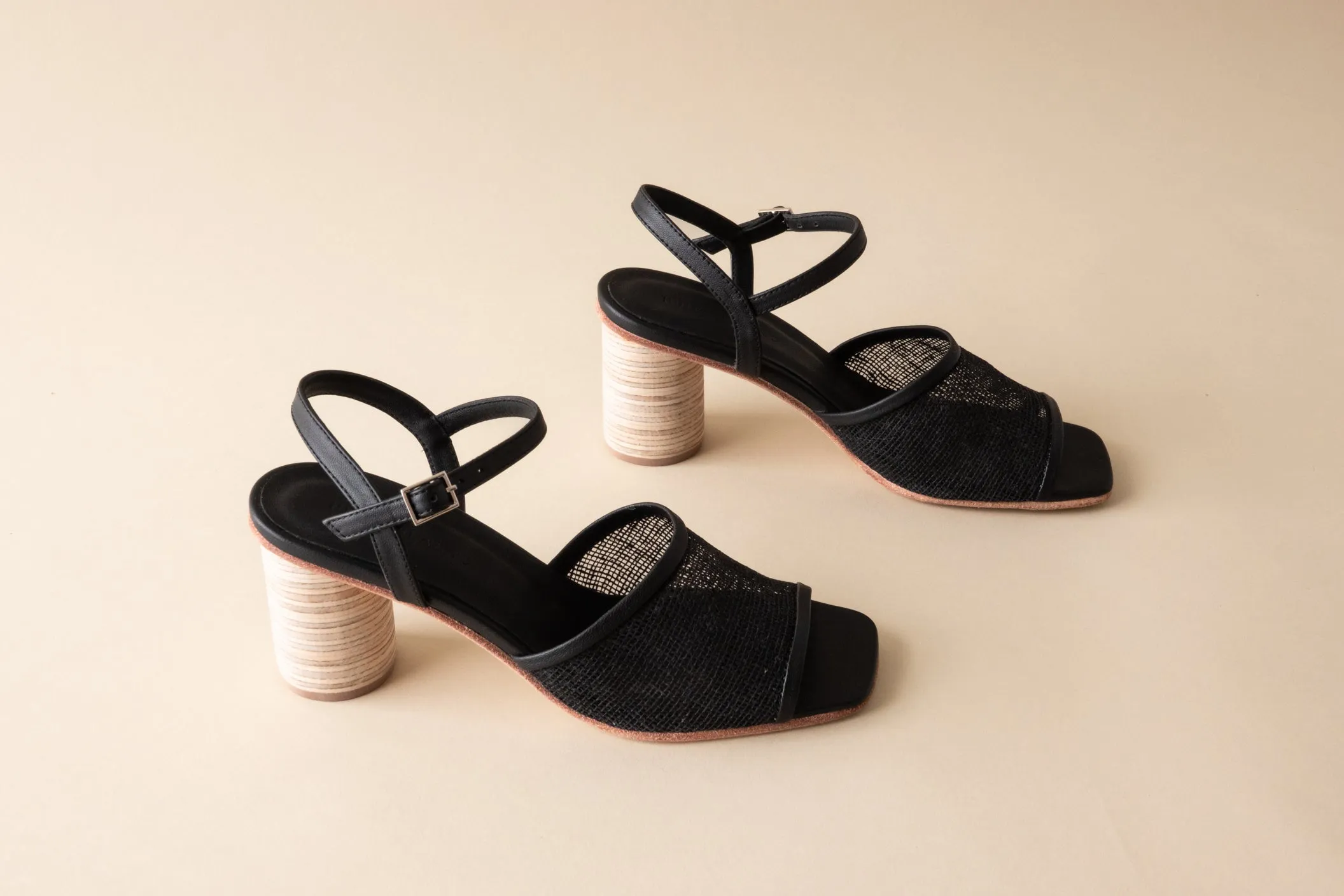 LULU sold by Huma Blanco product image thumbnail 4