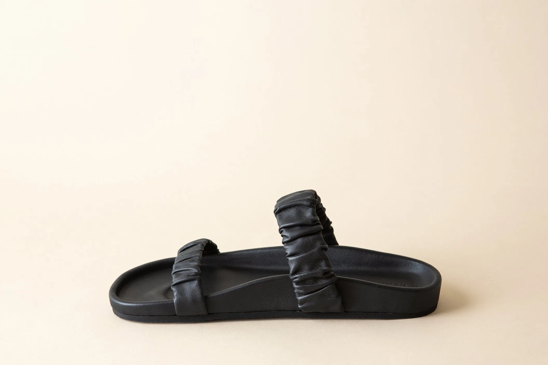 AMY sold by Huma Blanco product image thumbnail 3