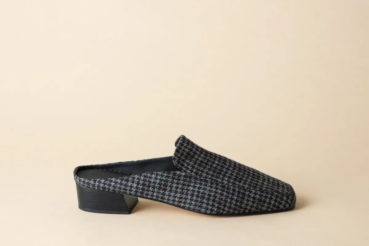 FELIX LOAFER MULE GREY TWEED made by Huma Blanco