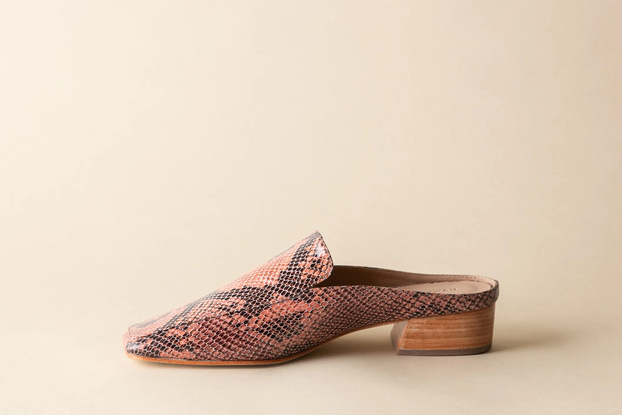 FELIX LOAFER MULE ROSE SNAKE sold by Huma Blanco product image thumbnail 3