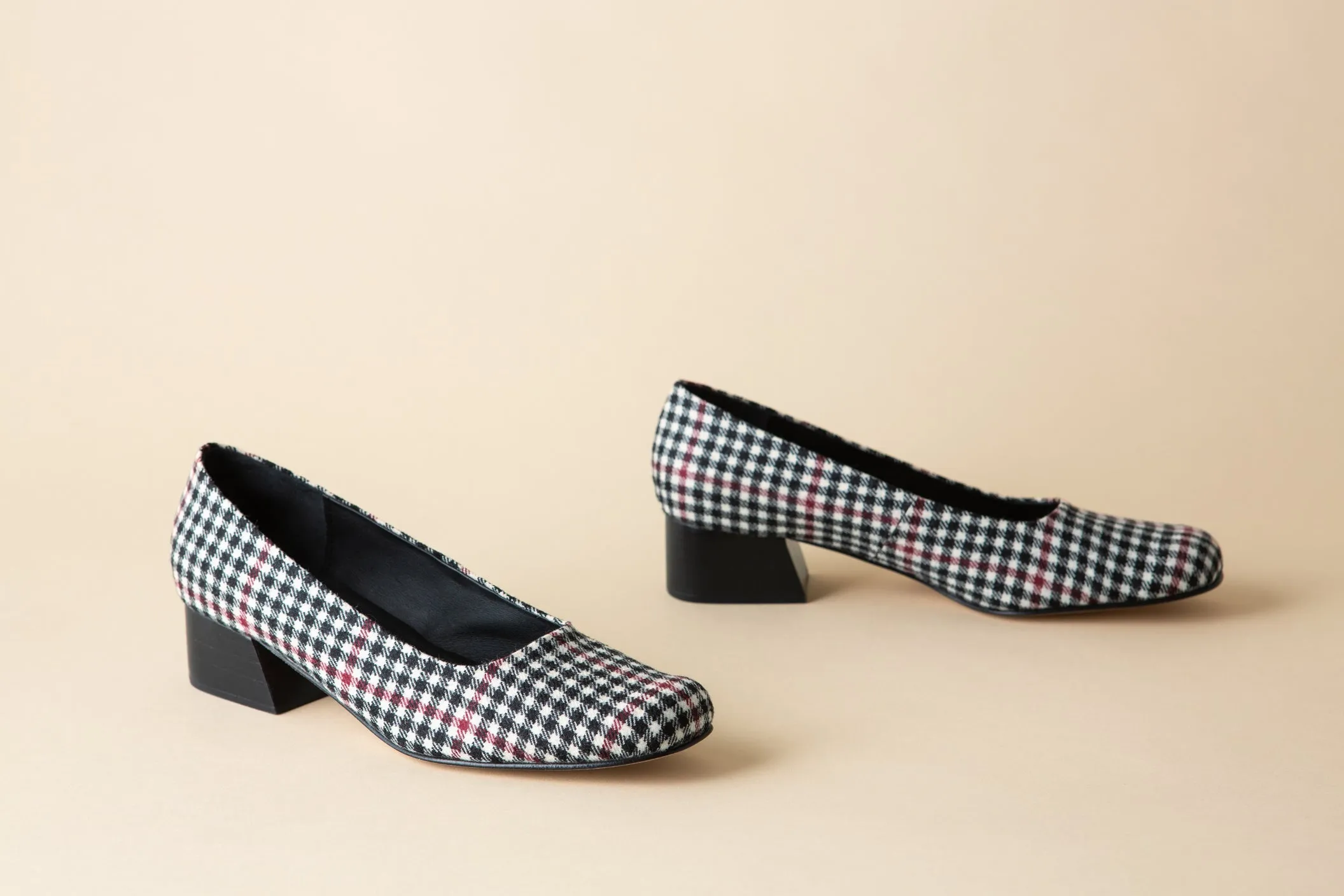 LUISA LOW HEEL BLACK + WHITE TWEED sold by Huma Blanco product image thumbnail 4