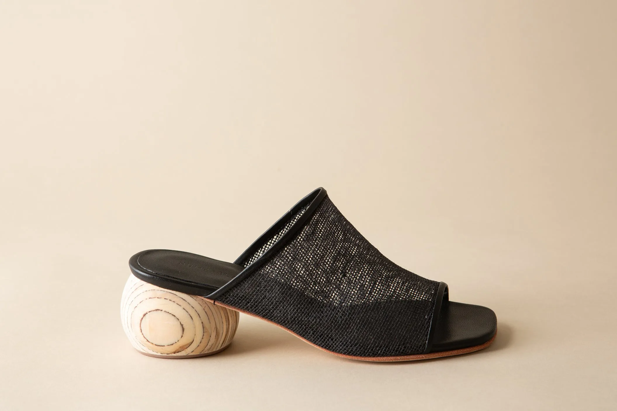 MILLA MULE COAL JUTE sold by Huma Blanco