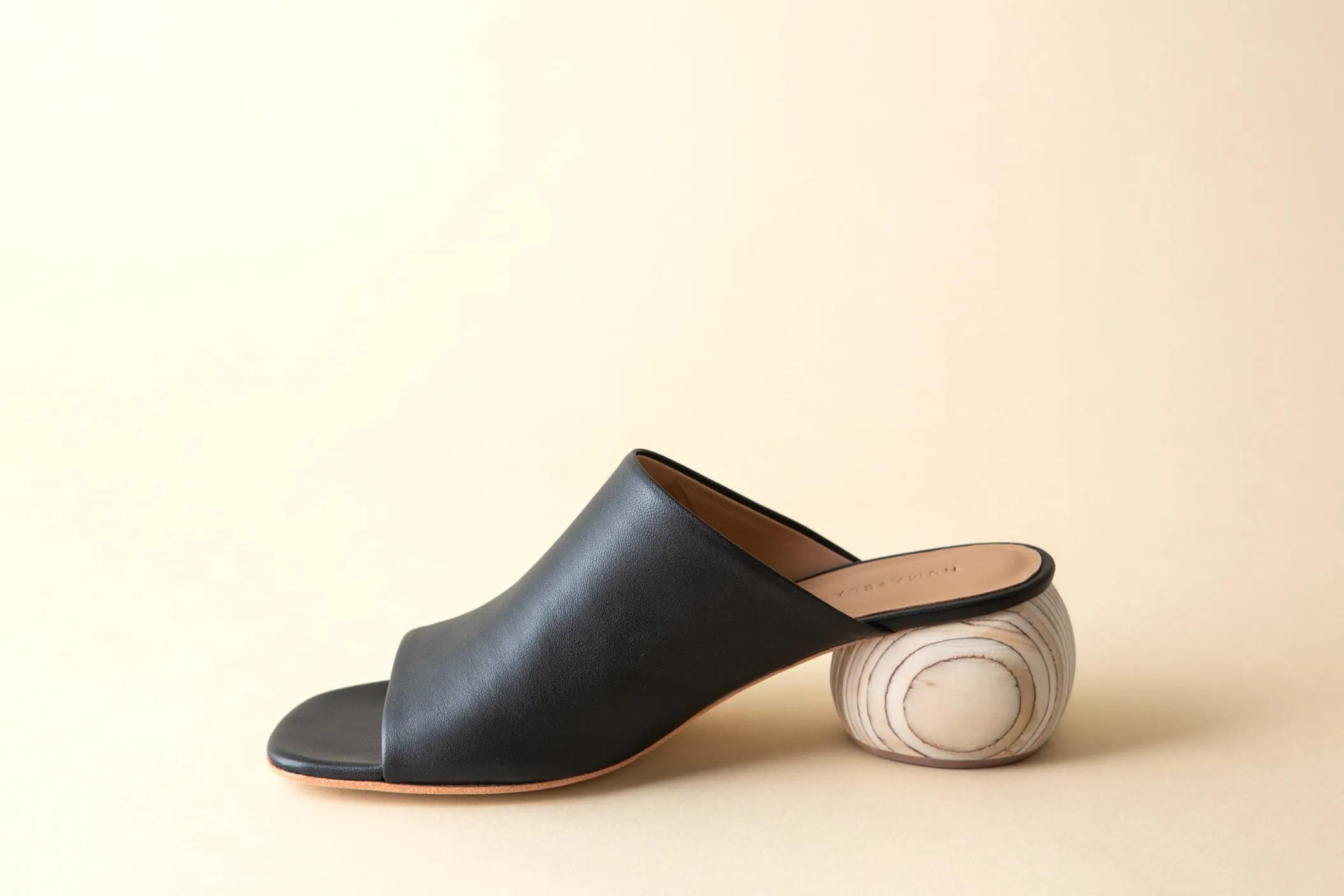 MILLA MULE COAL NAPPA sold by Huma Blanco product image thumbnail 3