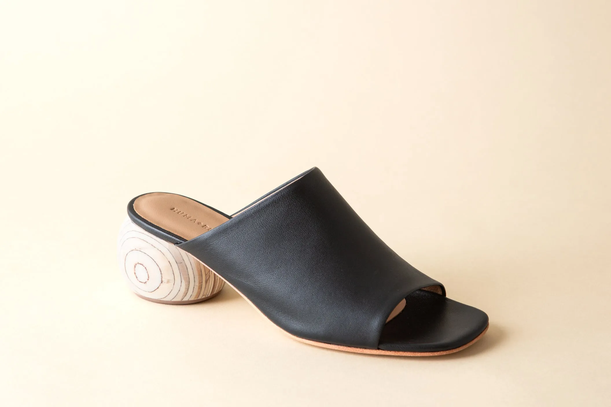 MILLA MULE COAL NAPPA sold by Huma Blanco product image thumbnail 4