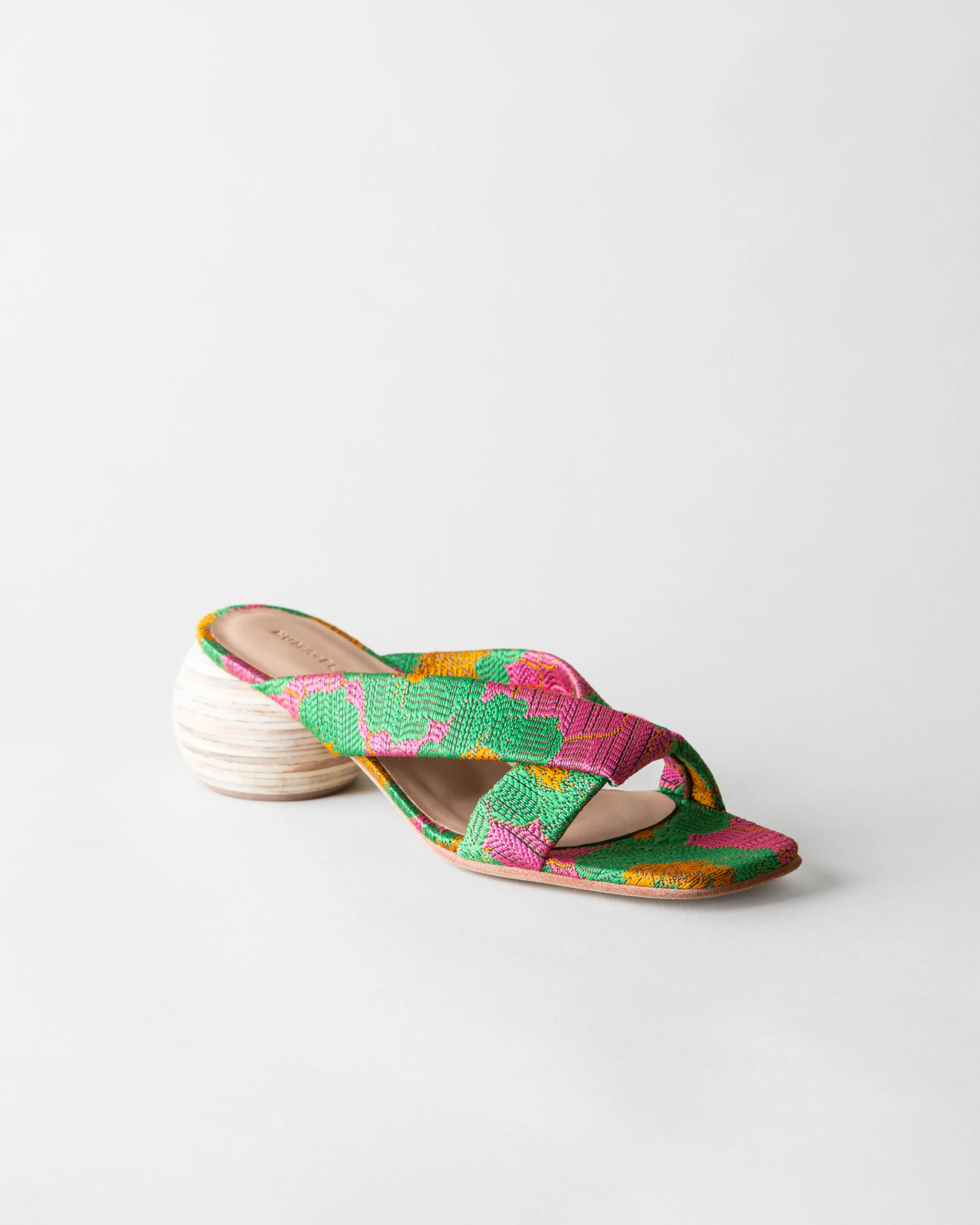 KIRA HEELED SANDAL FLORAL sold by Huma Blanco product image thumbnail 5