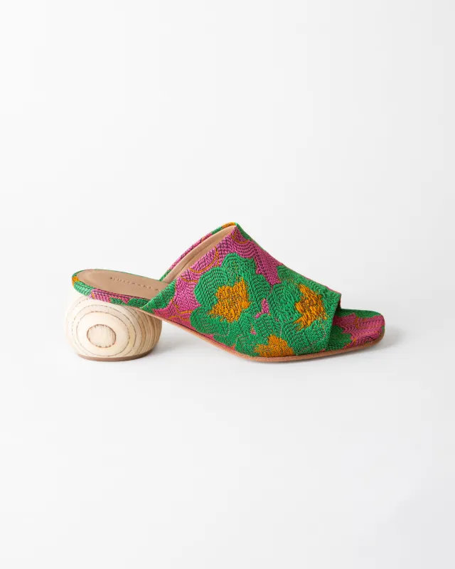 MILLA MULE FLORAL made by Huma Blanco