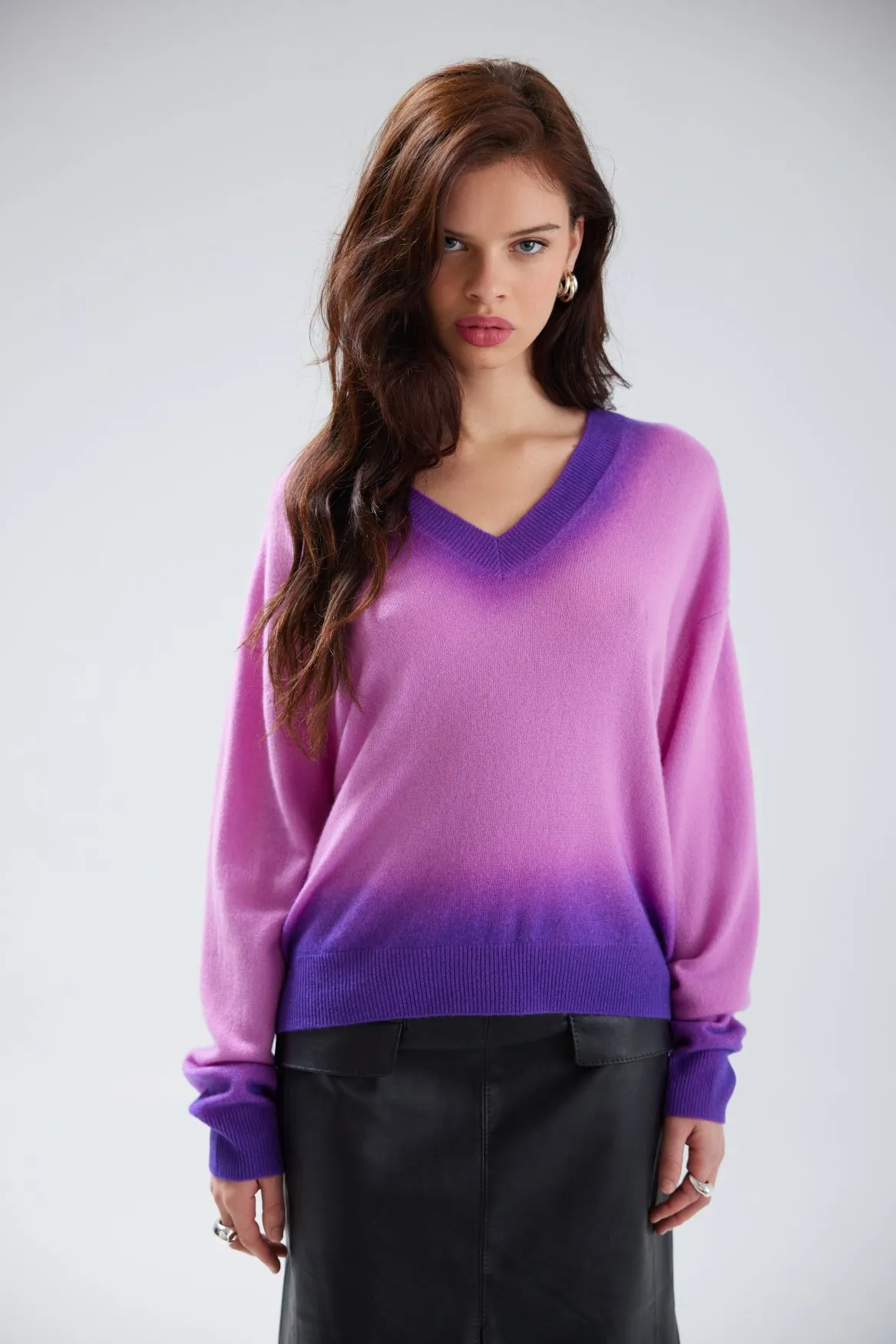 ALORA DIP TRIM V NECK | BRAMBLE sold by Colorush