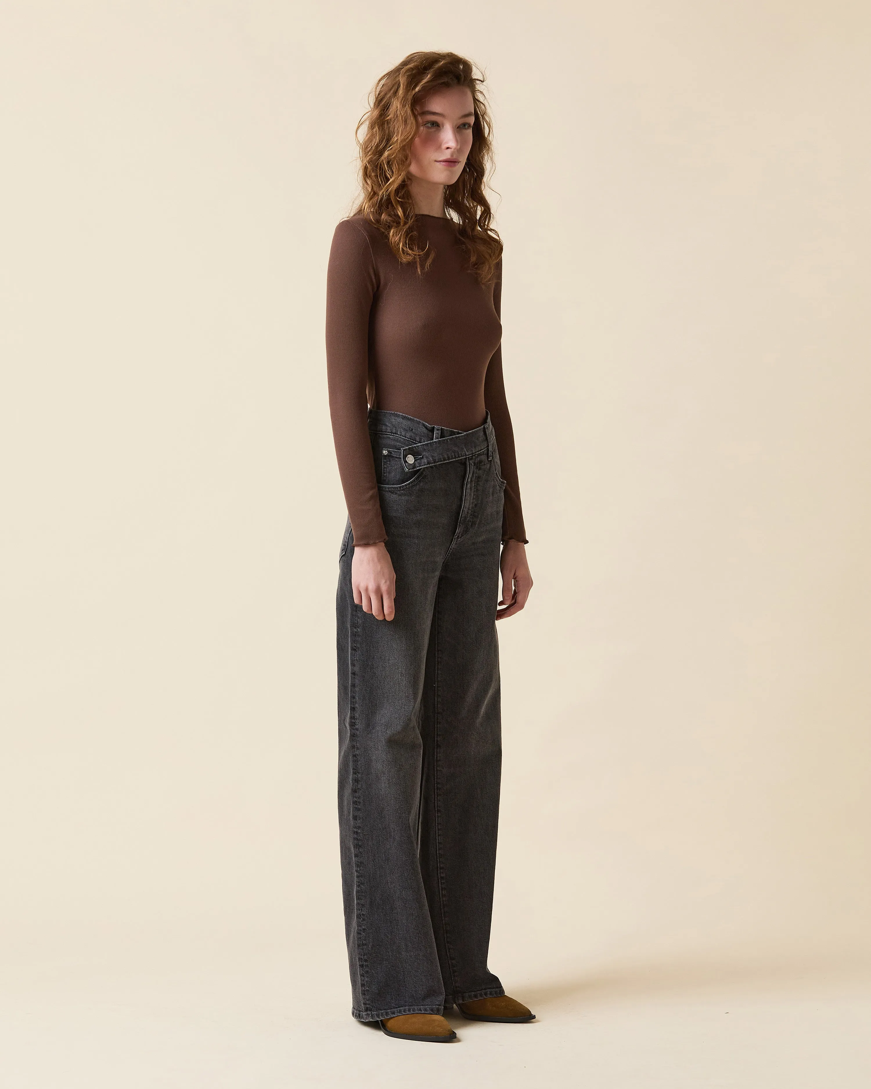 Cinched Waist Column sold by Le Jean product image thumbnail 3