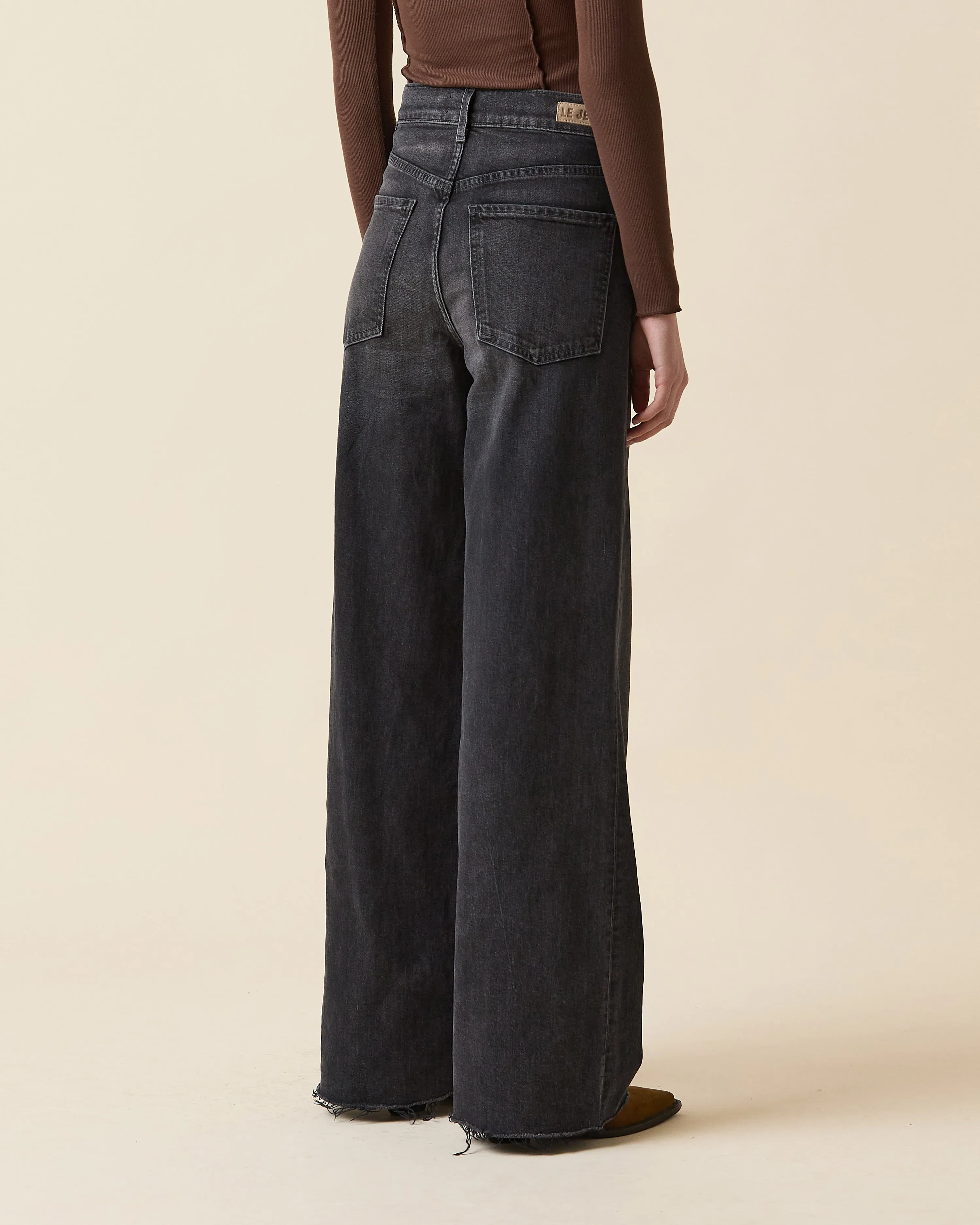 Column Jean sold by Le Jean product image thumbnail 5