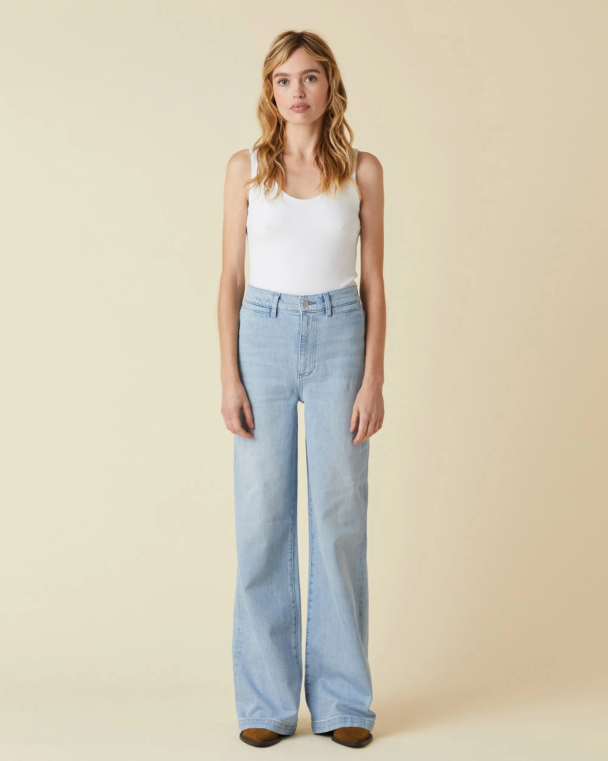 Coco Wide Leg sold by Le Jean