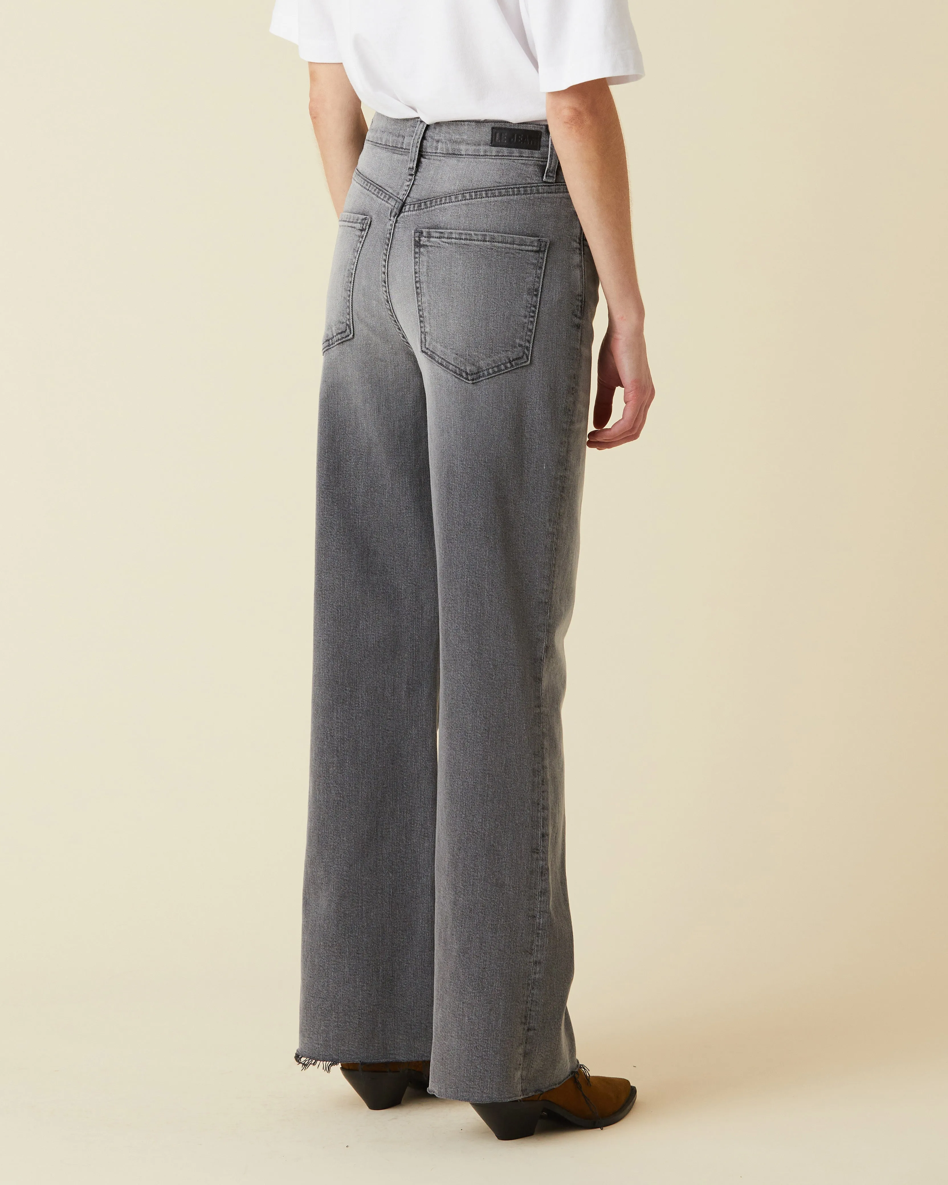 Column Jean sold by Le Jean product image thumbnail 5