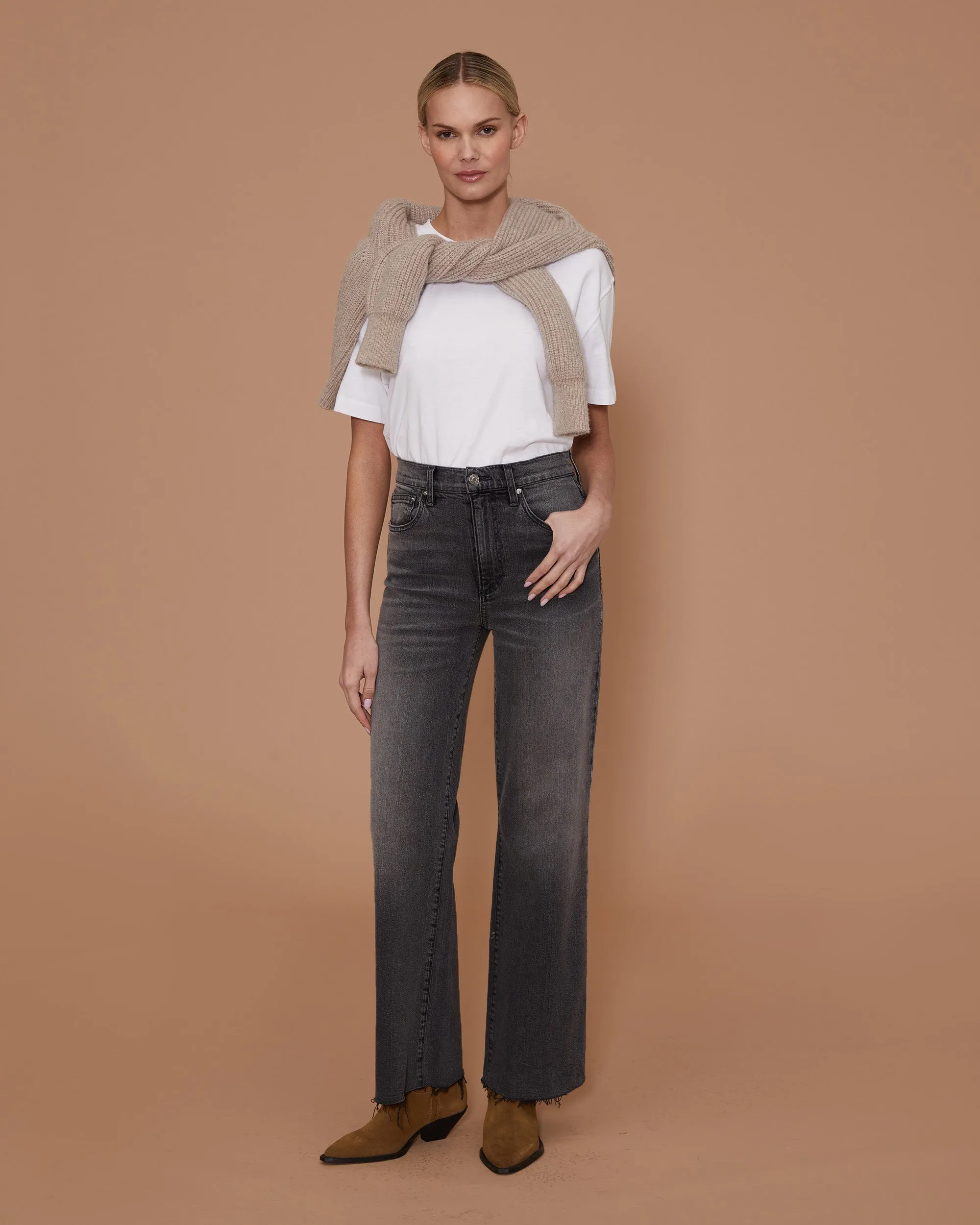 Column Jean sold by Le Jean