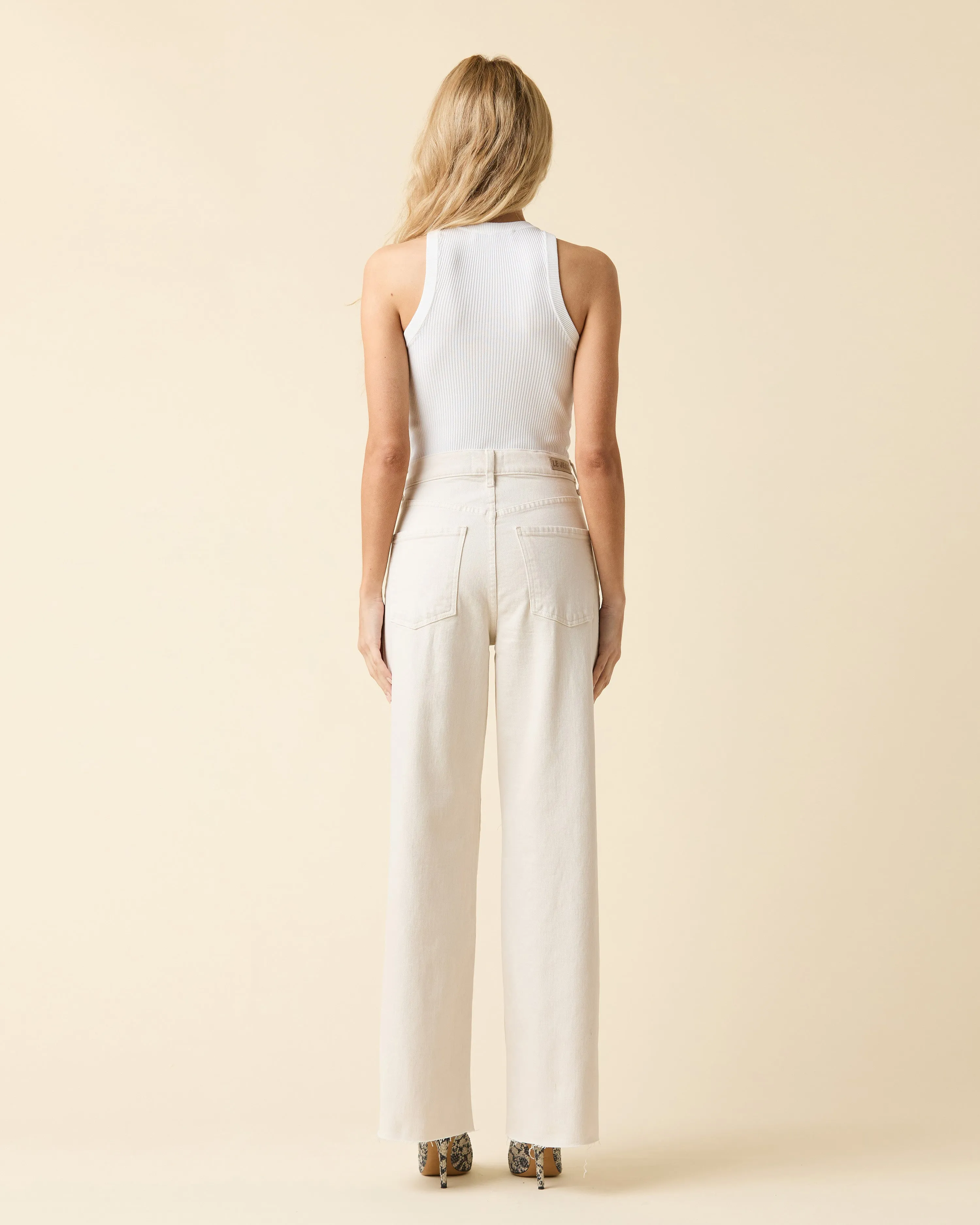Petite Column Jean sold by Le Jean product image thumbnail 3