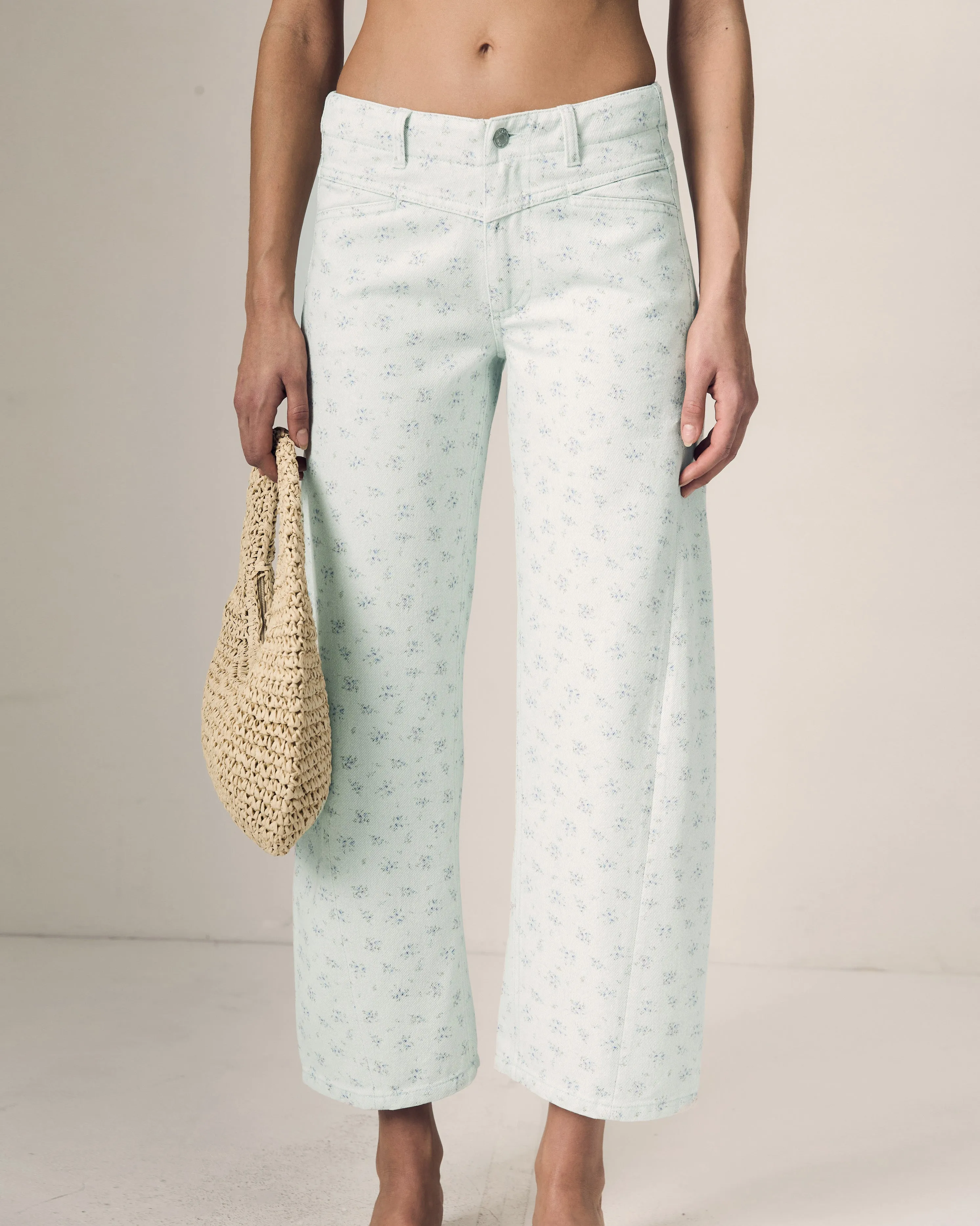 Selena Crop sold by Le Jean product image thumbnail 4