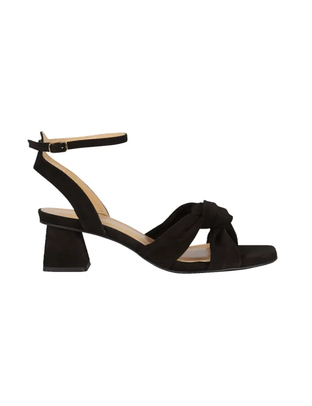 Sandalia Sylvie Ante Black sold by PARIS/64