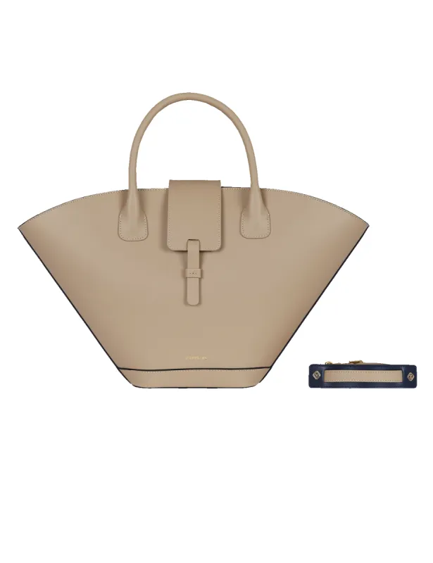 Lumière Taupe sold by PARIS/64