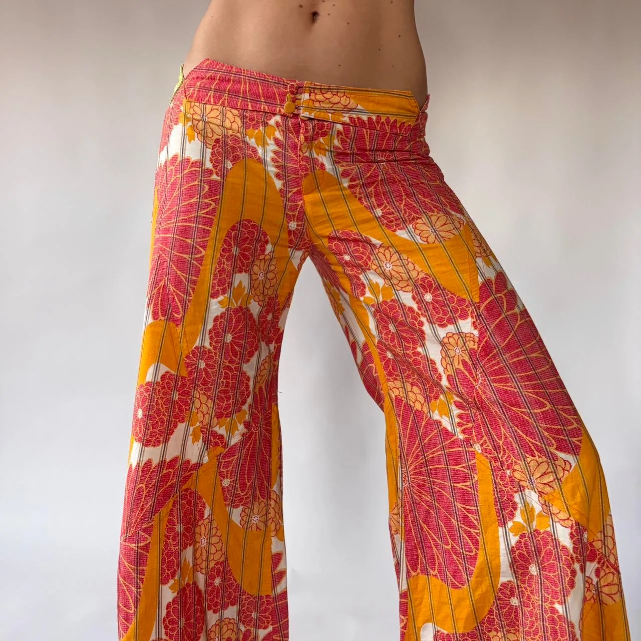 Custo Barcelona Low Rise Bellbottom Pants (XS) sold by Hazy Vintage product image thumbnail 4