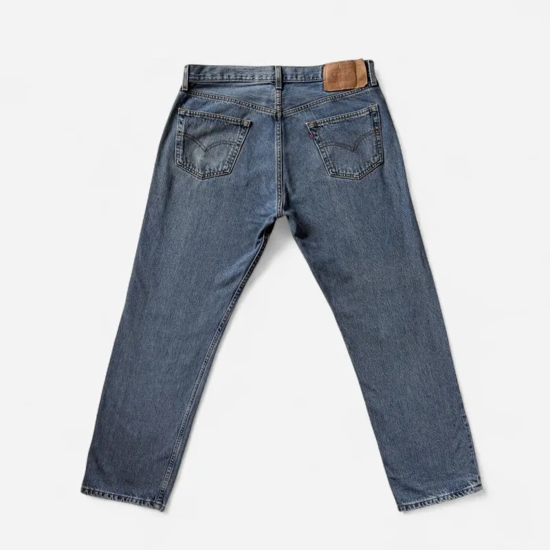 90 Levi’s 501 Jeans (XL) sold by Hazy Vintage