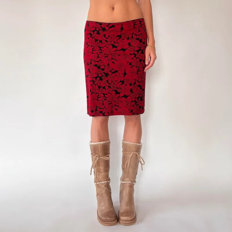 90s Rose Print Midi Skirt (S/M) sold by Hazy Vintage