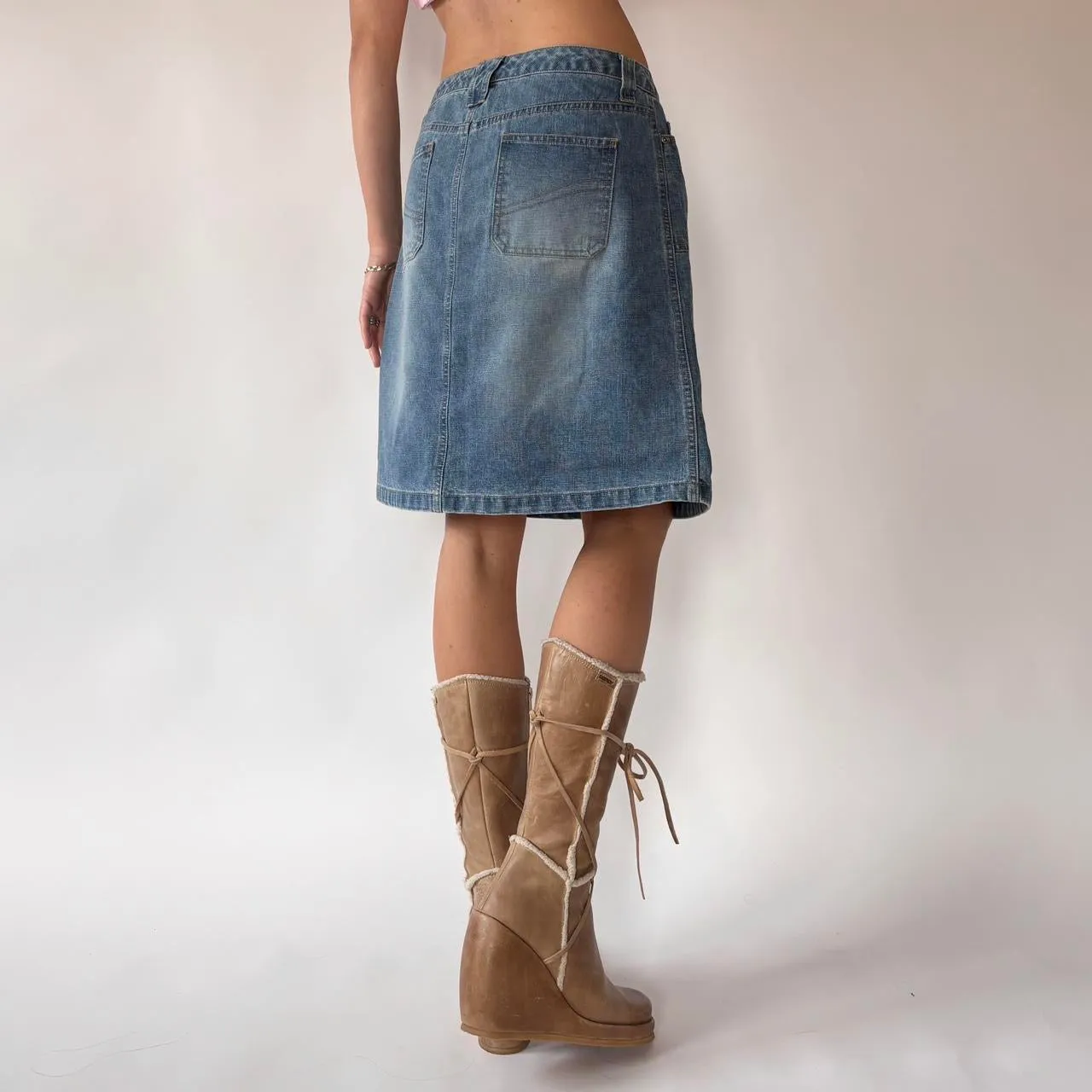 Y2K Lace Up Denim Skirt (M) sold by Hazy Vintage product image thumbnail 2