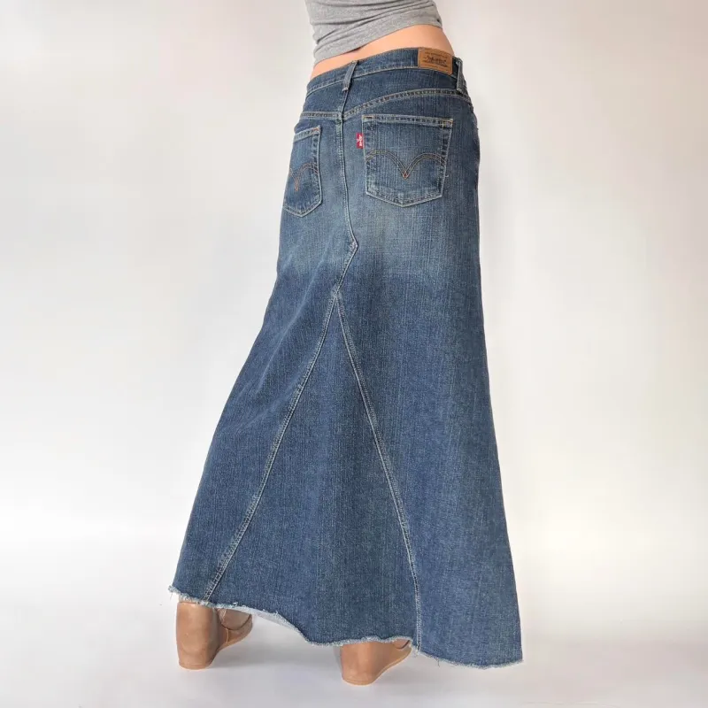 2006 Levi’s Denim Maxi Skirt (S) made by Stuart Weitzman