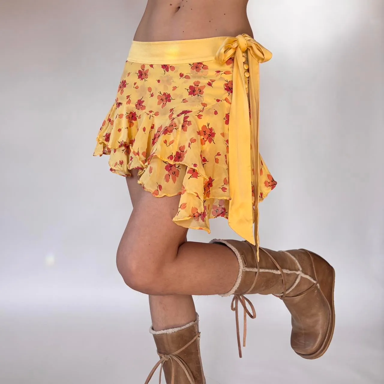 2000s Abercrombie & Fitch Silk Mini (XS/S) sold by Hazy Vintage product image thumbnail 3