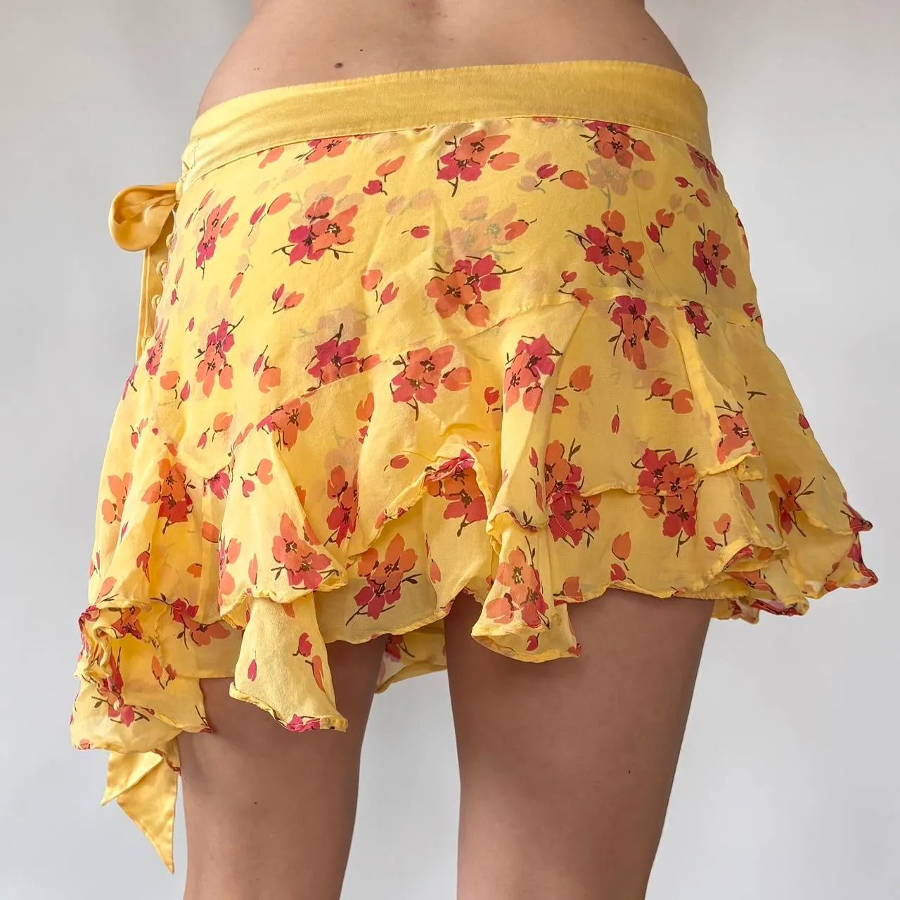 2000s Abercrombie & Fitch Silk Mini (XS/S) sold by Hazy Vintage product image thumbnail 5