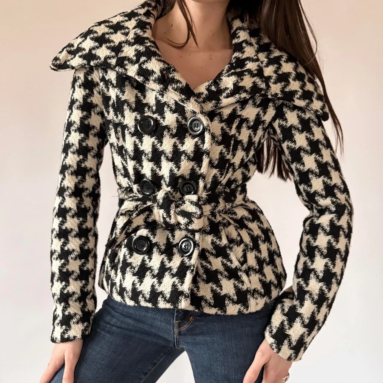 Y2K Houndstooth Belted Coat (XS/S) sold by Hazy Vintage product image thumbnail 3