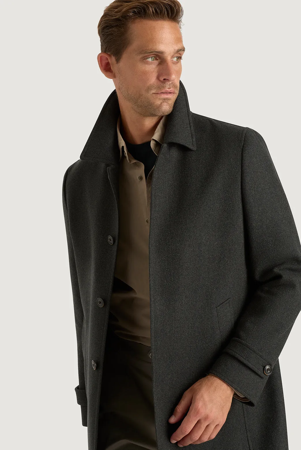 Earl Carcoat sold by M.J. Bale product image thumbnail 2