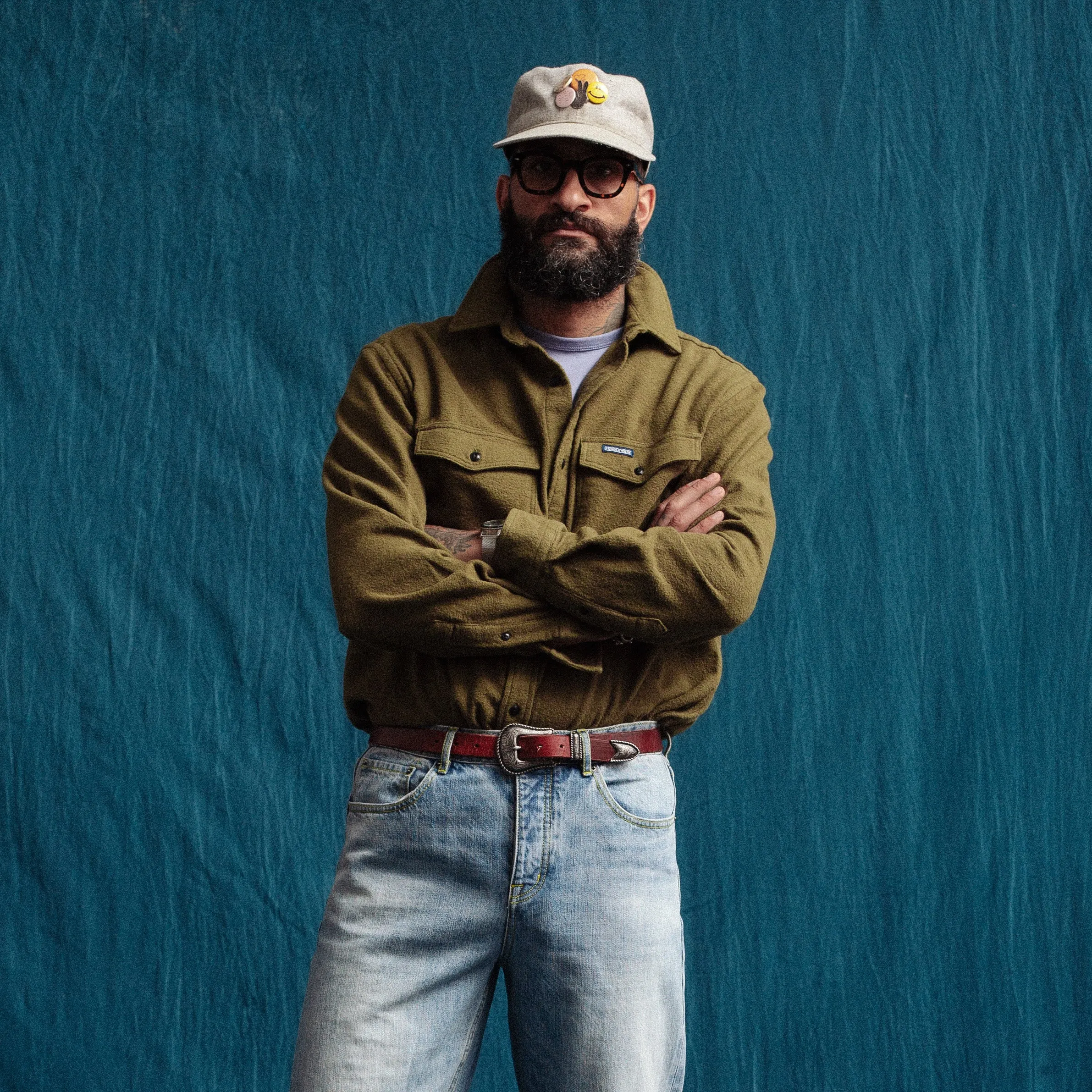 NOTCHED POCKET HEAVY FLANNEL OVERSHIRT - OLIVE sold by Dubbleware product image thumbnail 2