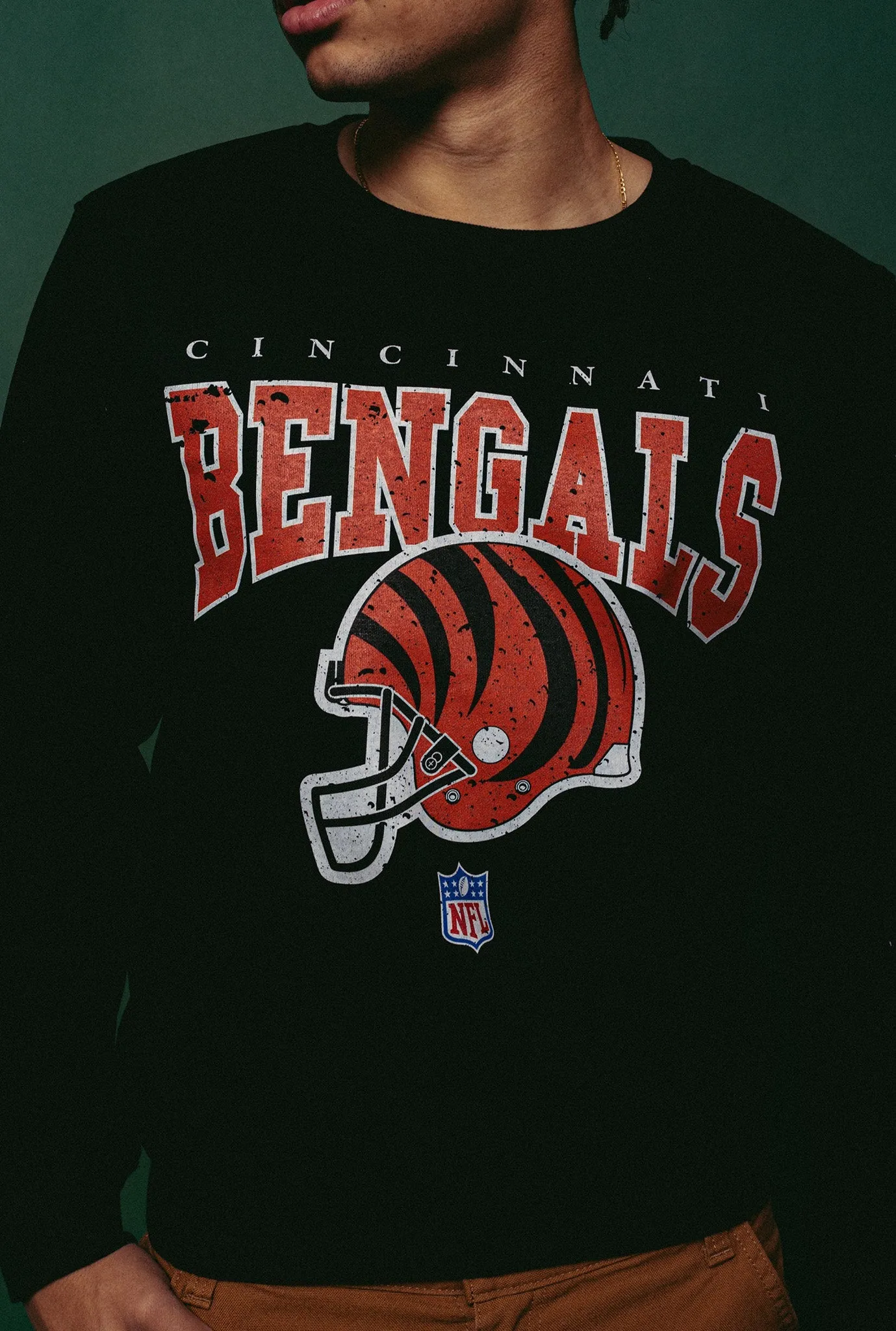 Cincinnati Bengals Vintage Crewneck - Black sold by Peace-Collective product image thumbnail 3