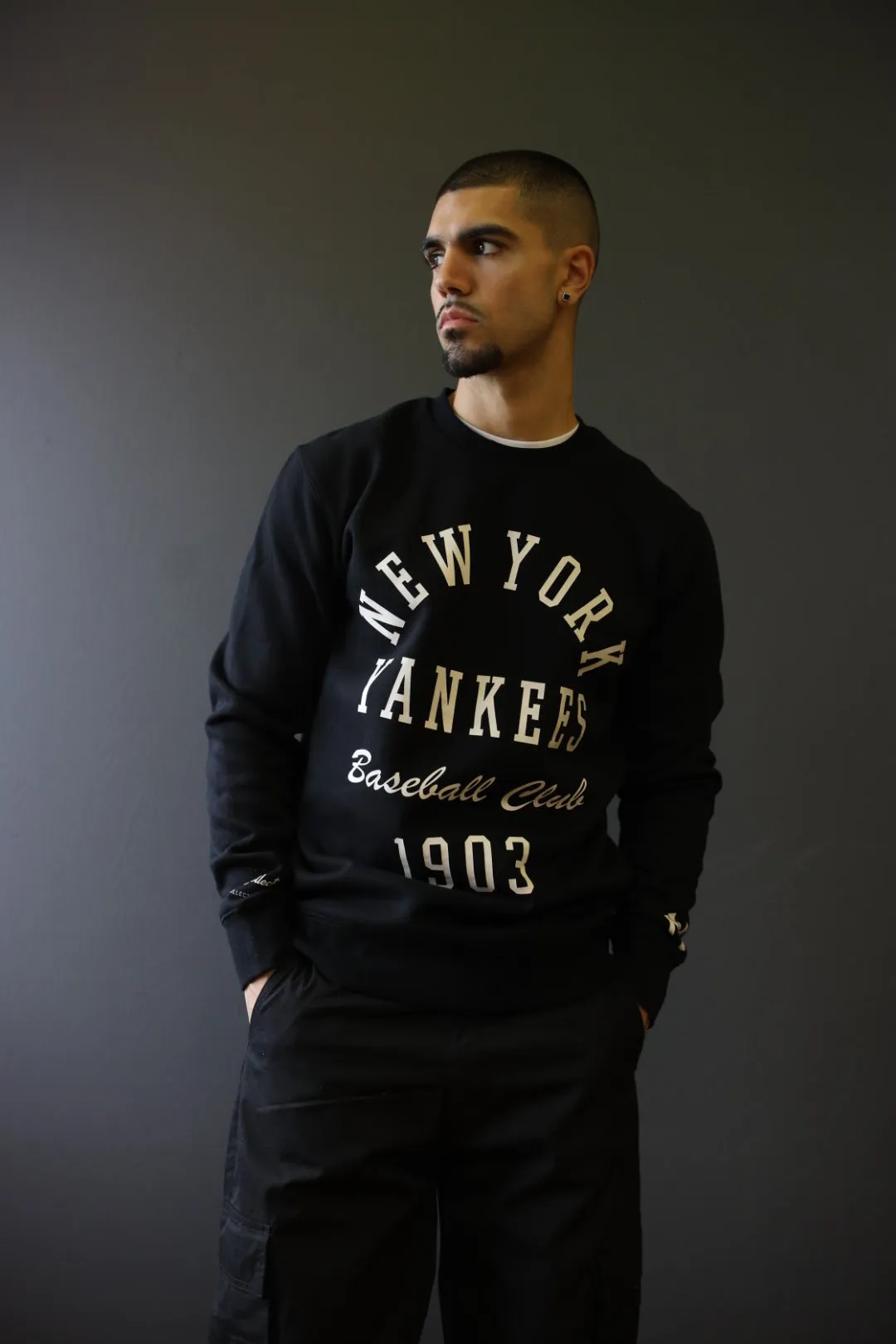 New York Yankees Heavyweight Crewneck - Black sold by Peace-Collective product image thumbnail 3