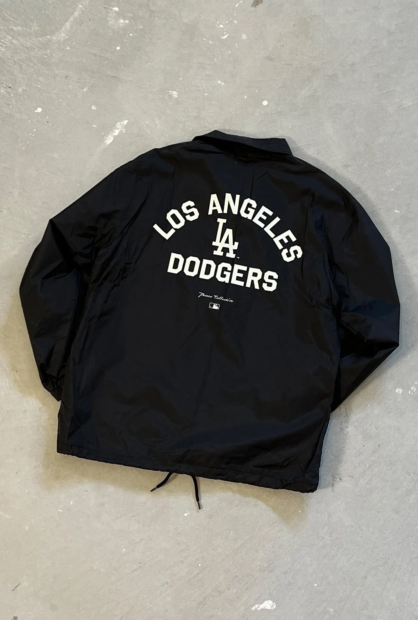Los Angeles Dodgers Essential Coach Jacket - Black sold by Peace-Collective product image thumbnail 4