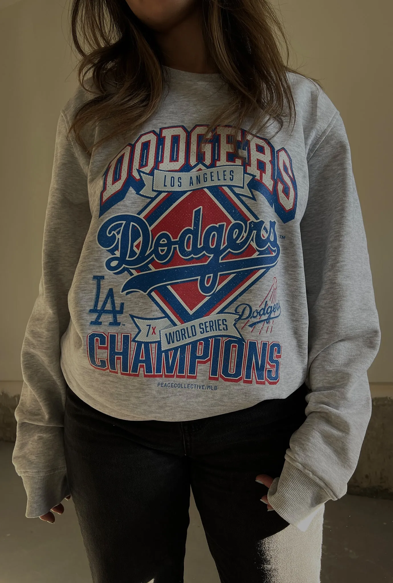 Los Angeles Dodgers Vintage Cooperstown Collection Crewneck - Ash sold by Peace-Collective product image thumbnail 2