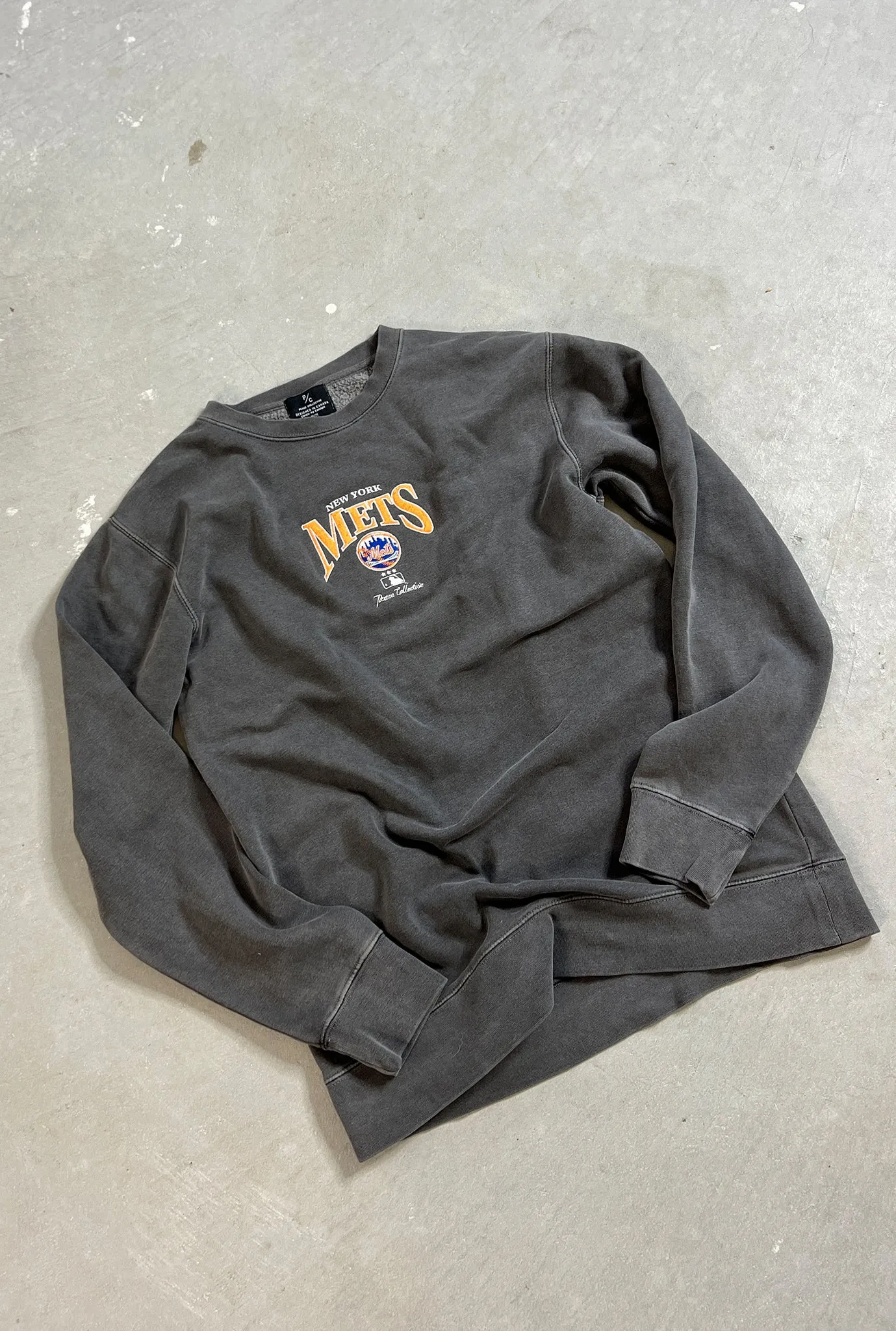 New York Mets Vintage Embroidered Crewneck - Black sold by Peace-Collective product image thumbnail 4