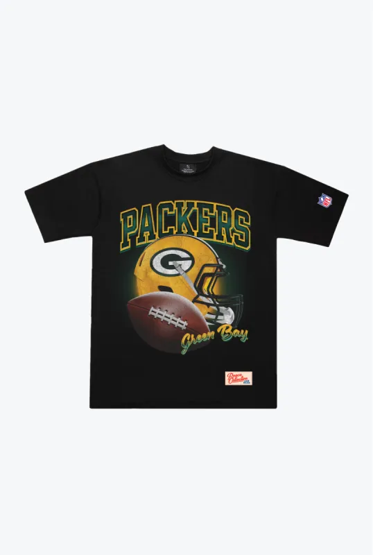 Green Bay Packers Icon Heavyweight T-Shirt - Black sold by Peace-Collective
