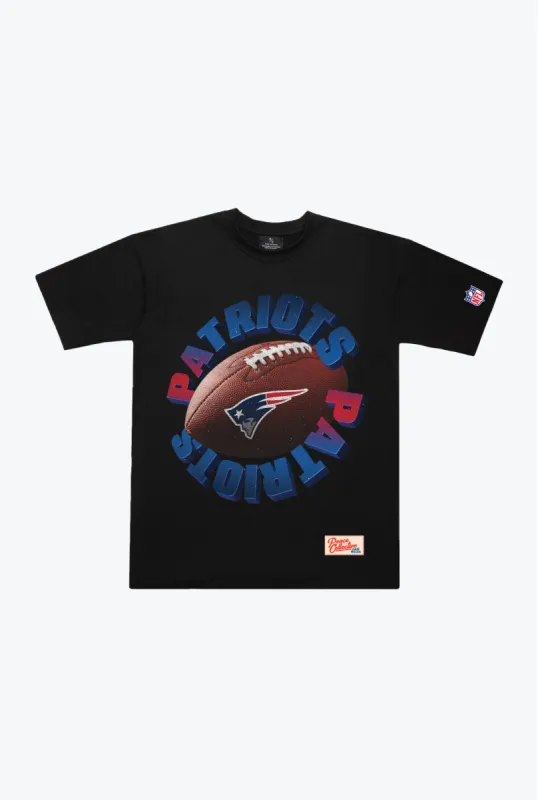 New England Patriots Spiral Heavyweight T-Shirt - Black sold by Peace-Collective