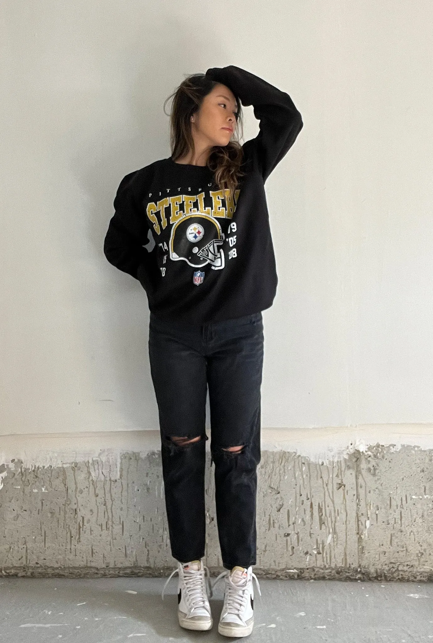 Pittsburgh Steelers Vintage Crewneck - Black sold by Peace-Collective product image thumbnail 4